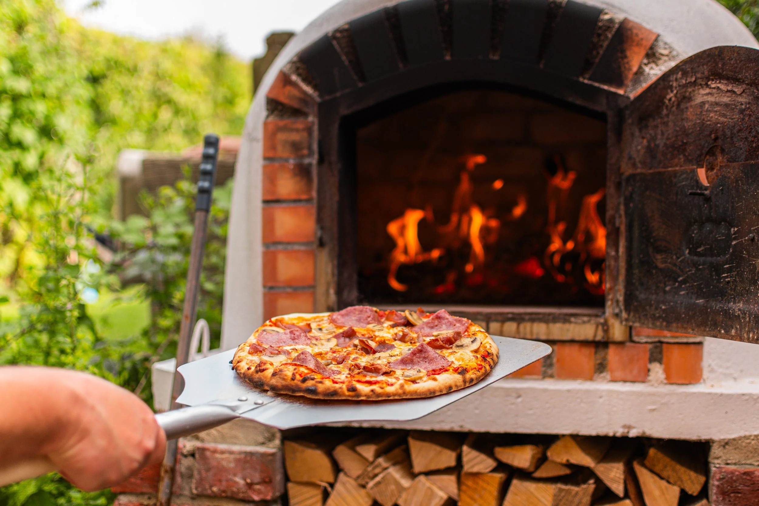 250kg Pizza Logs for Large Pizza Ovens - Image 5
