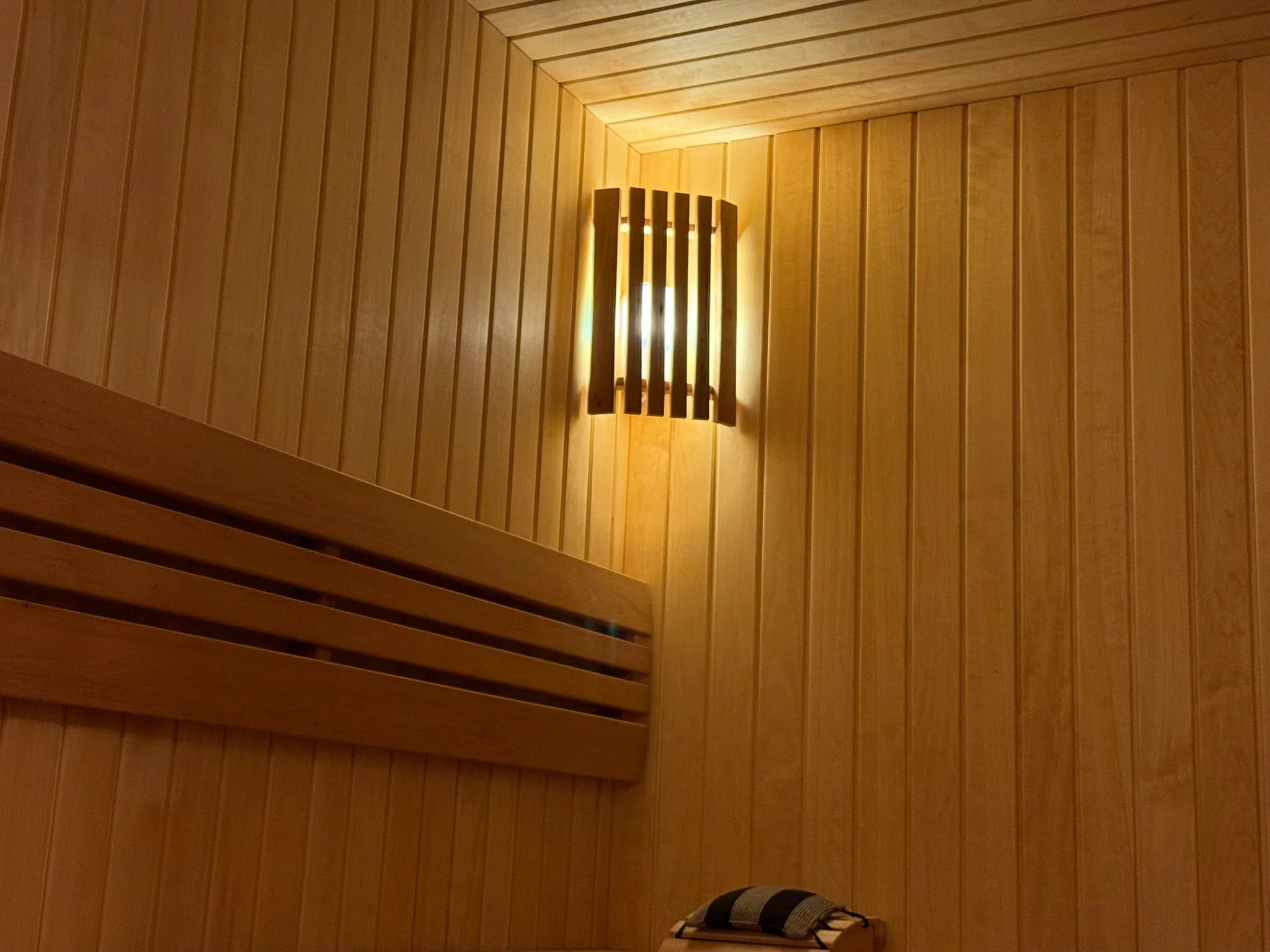 Luxury Garden Sauna & Wellness Suite - Image 13