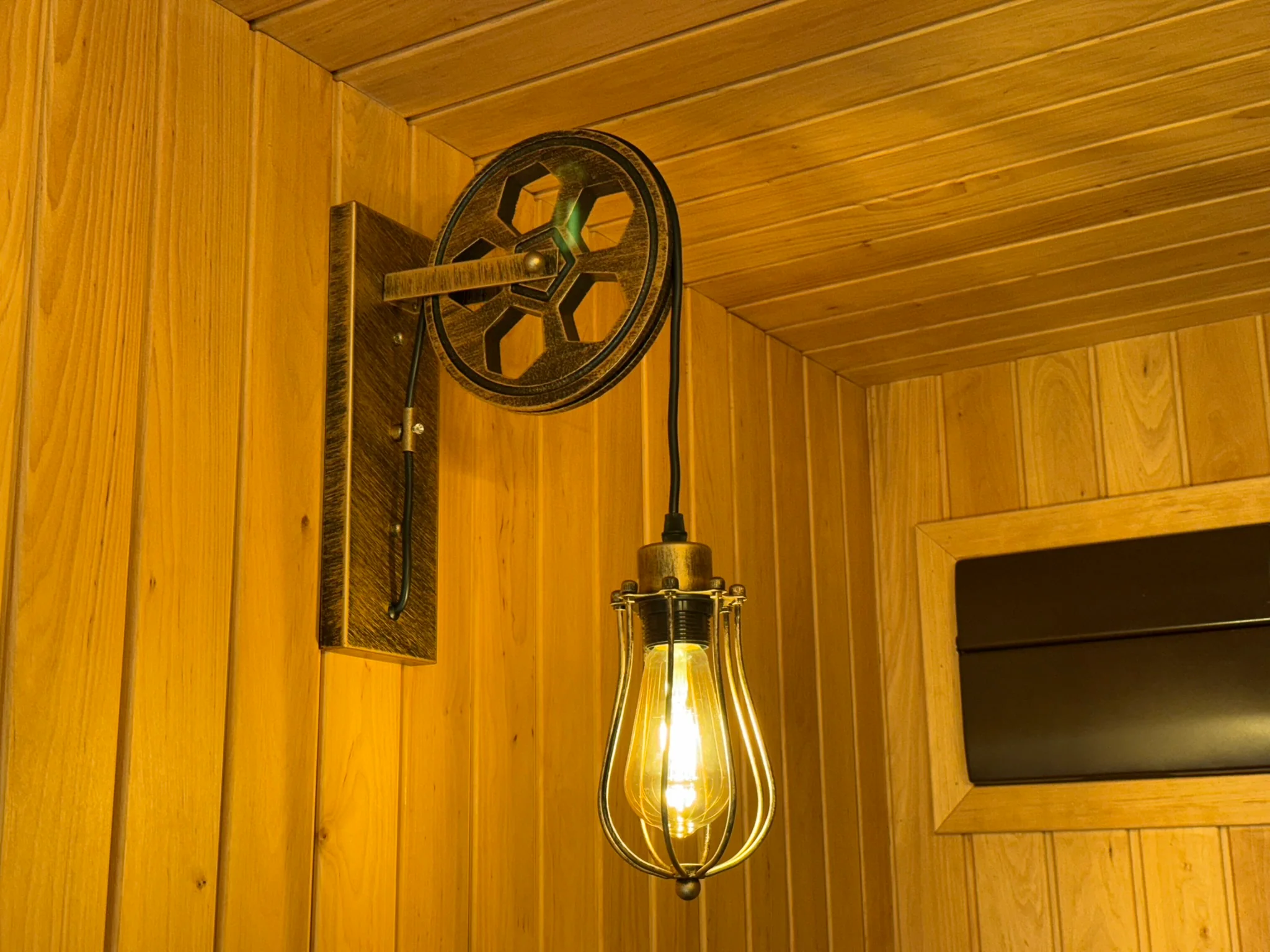 Luxury Garden Sauna & Wellness Suite - Image 9