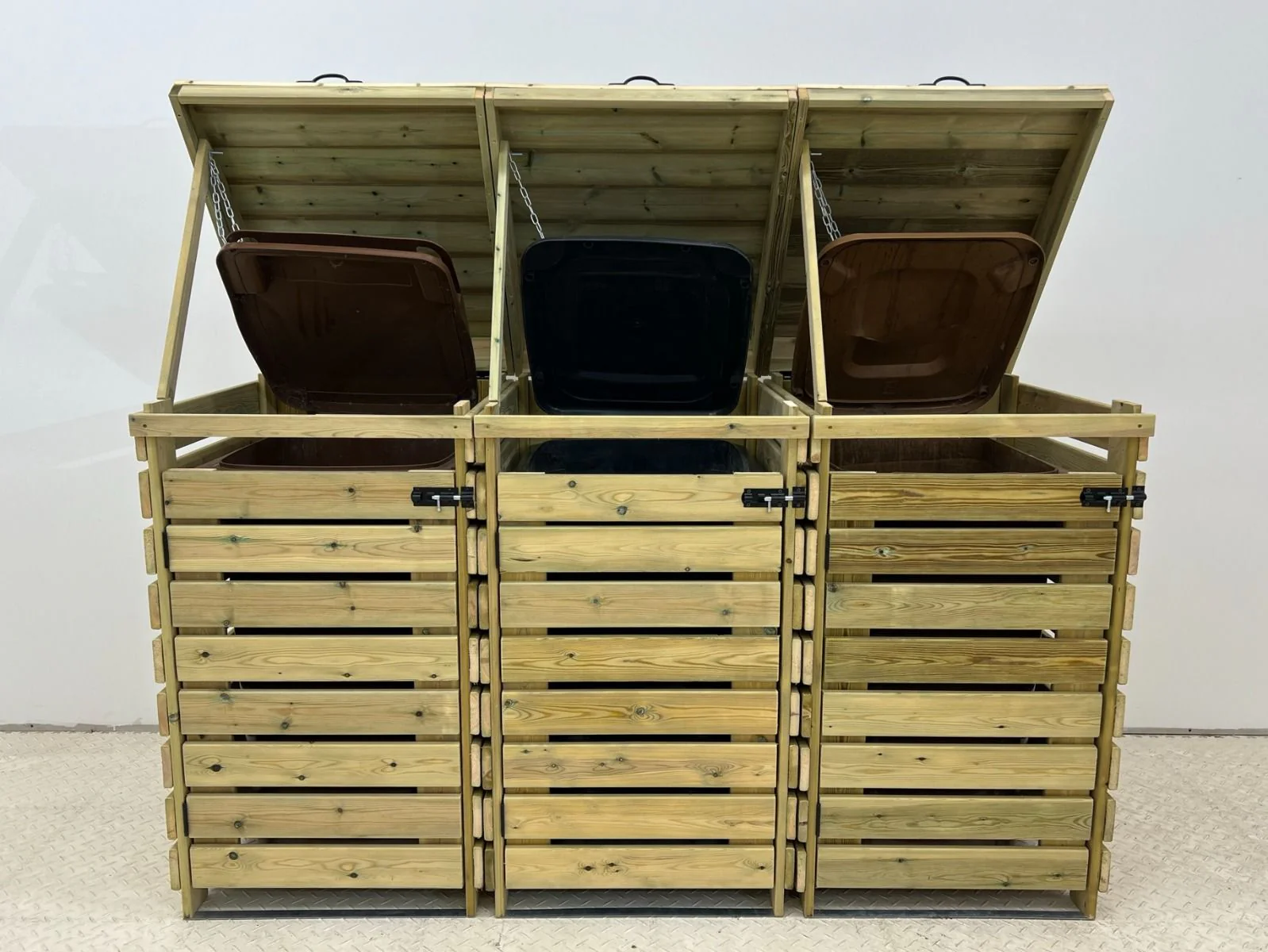 Binbreeze Wheelie Bin Storage Unit - Image 16