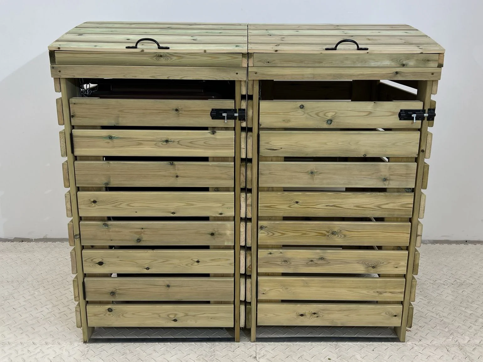 Binbreeze Wheelie Bin Storage Unit - Image 31