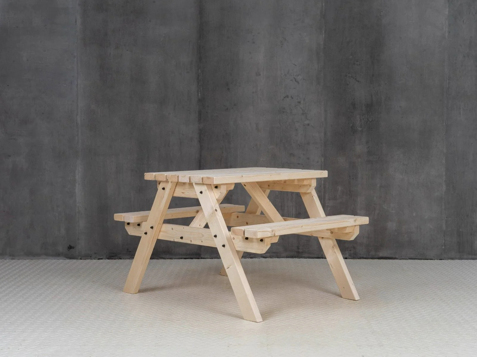 Classic Pub Style Picnic Bench and Table - Image 9