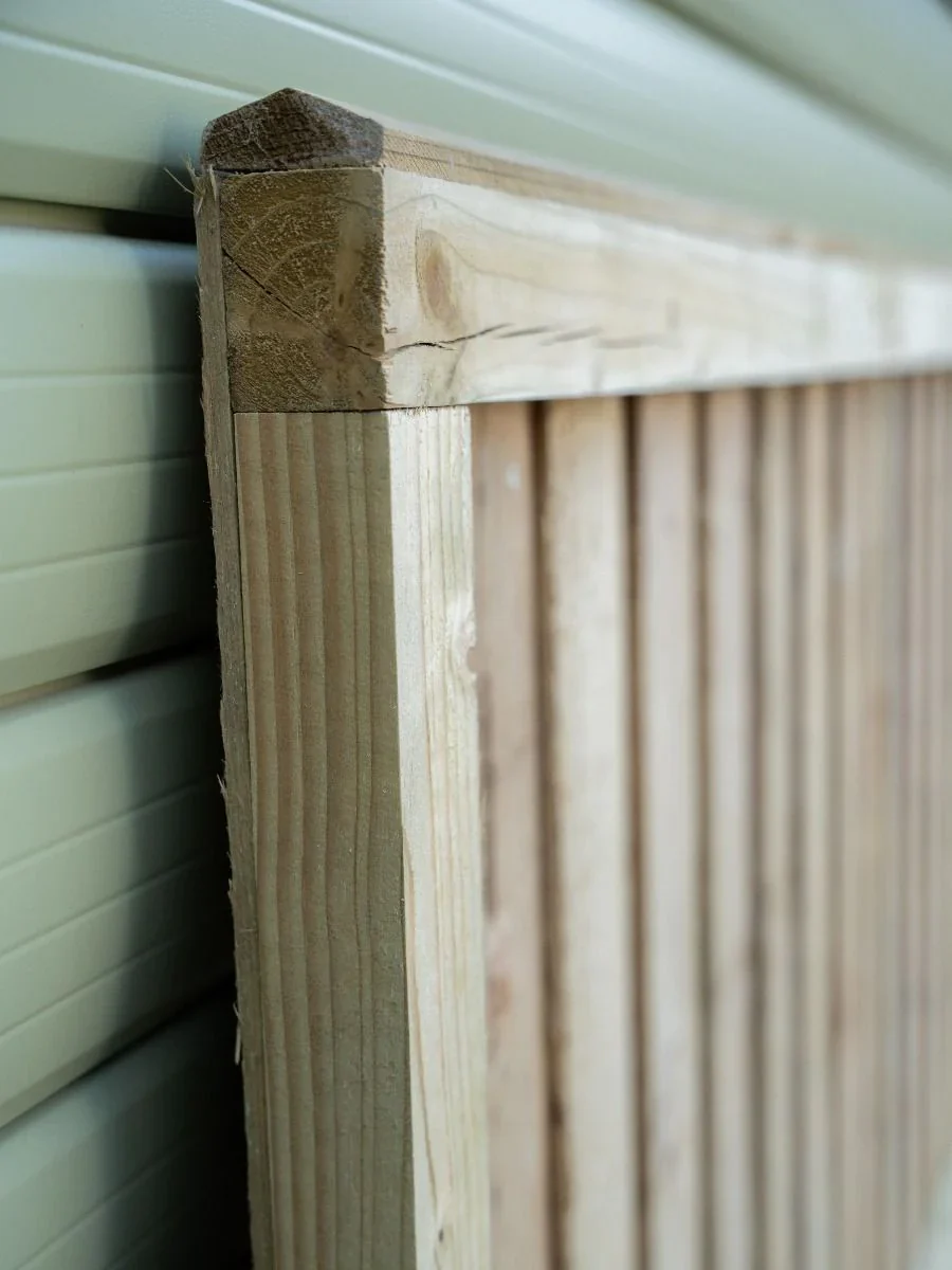 Closeboard / Feather Edge Fence Panel - Natural Finish - Image 11