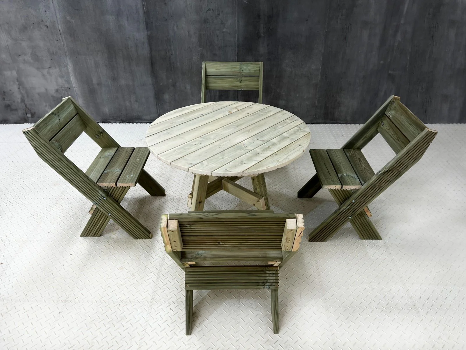 DeckFusion Wooden Rounded Picnic Table and Four Chairs Set - Image 5