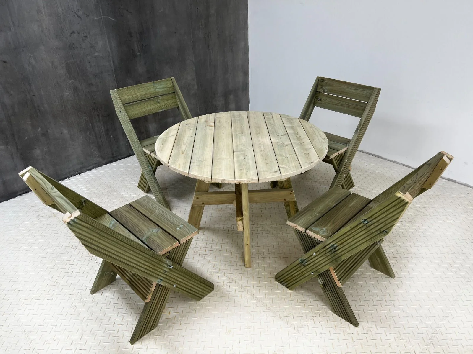 DeckFusion Wooden Rounded Picnic Table and Four Chairs Set - Image 6