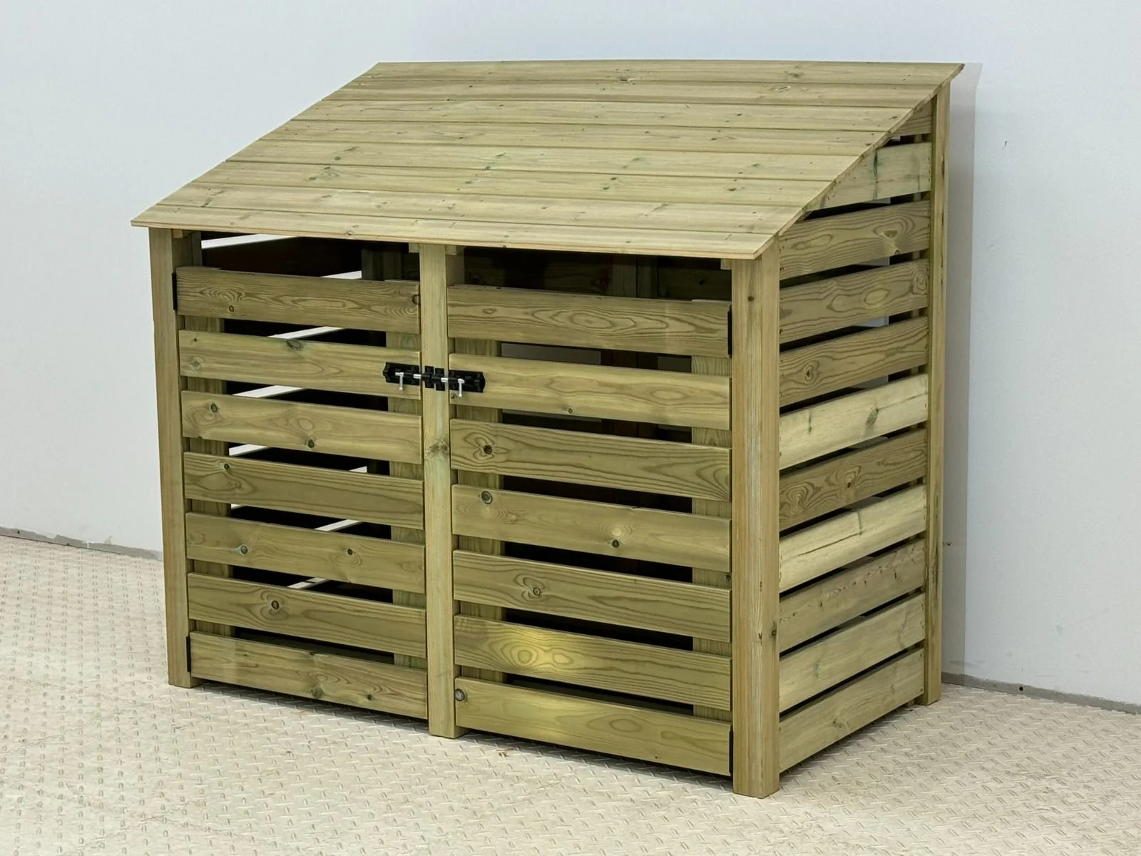 Premium Slatted Wooden Log Store with Doors W-146cm, H-126cm or 180cm, D-88cm - Image 3
