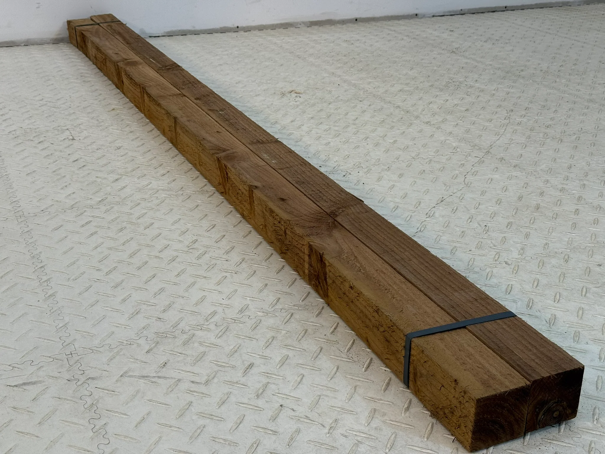 Treated 3x3 (75mm x 75mm) Fence Post - Image 6