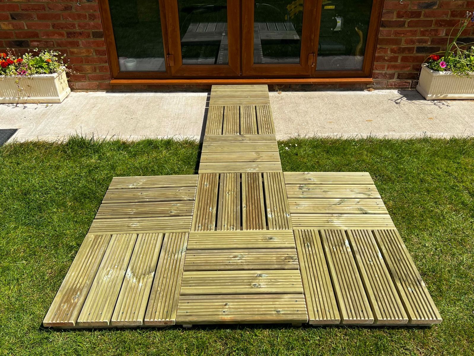 Vertal Decking Tiles - Image 8