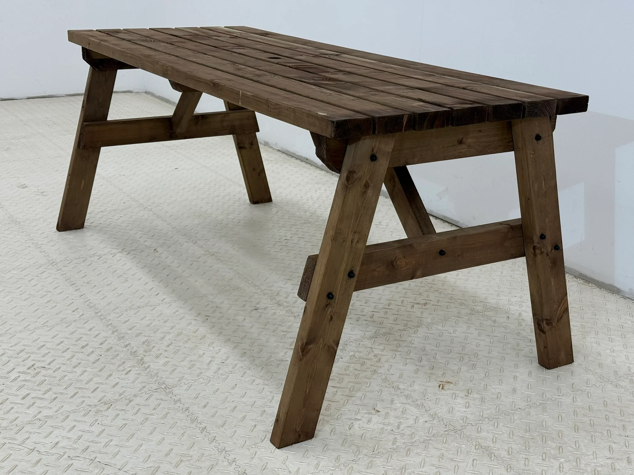 Victoria Wooden Garden Table, Outdoor Picnic Dining Desk - Rustic Finish - Image 4