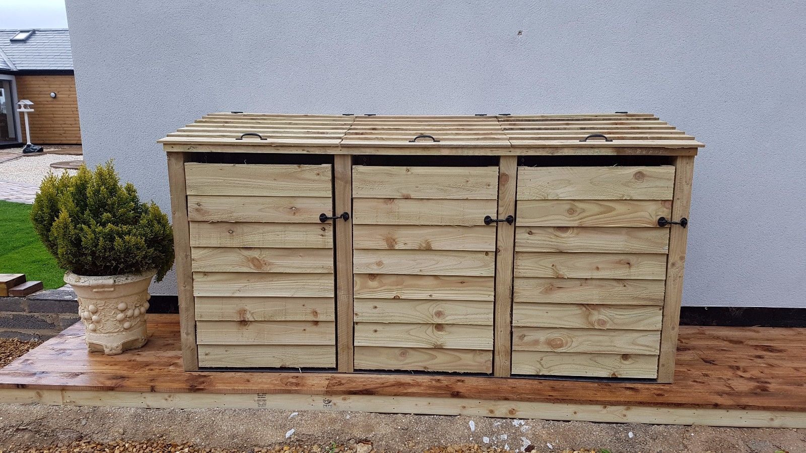 Wooden Wheelie Bin Store, Natural Finish - Image 3